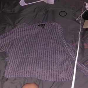 Grey sweater fits really nice